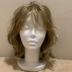 Paula Young "Tracy" Wig